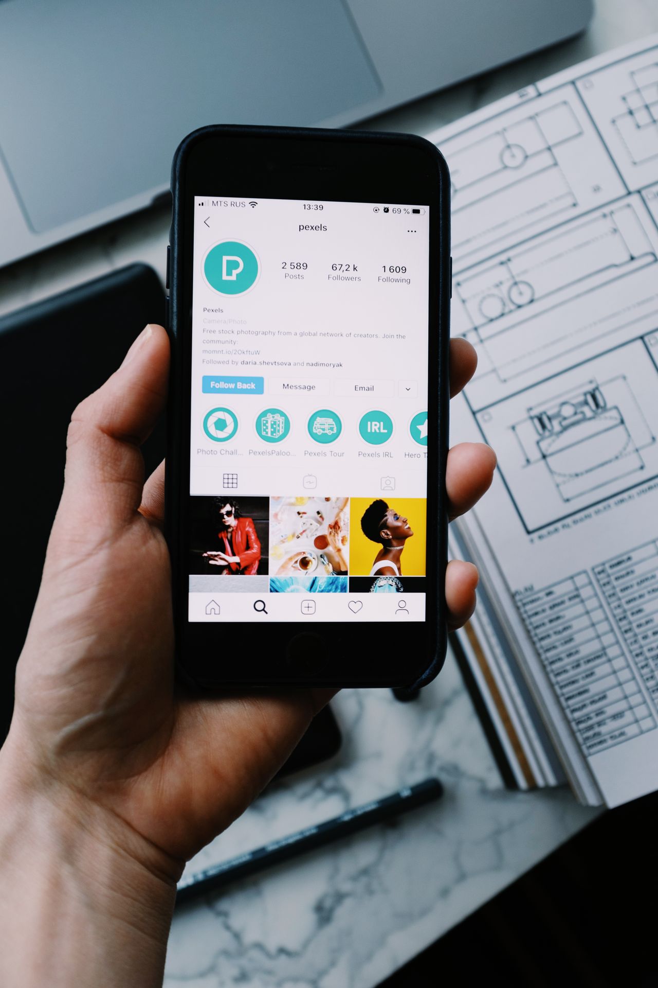 How to Scan Documents With Your Phone, No Scanner Needed