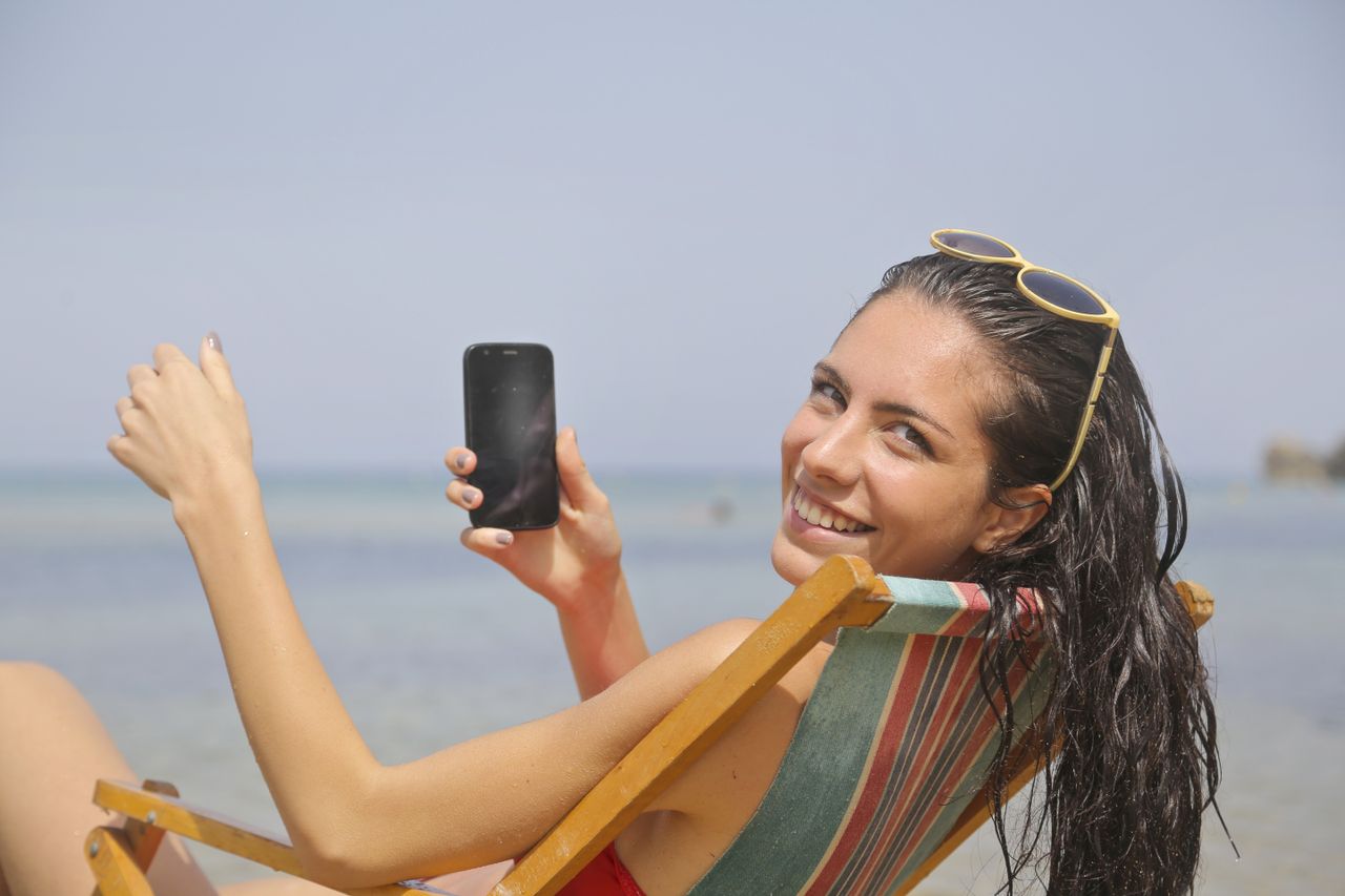 Phone Overheating? Common Causes and How to Cool It Down Safely